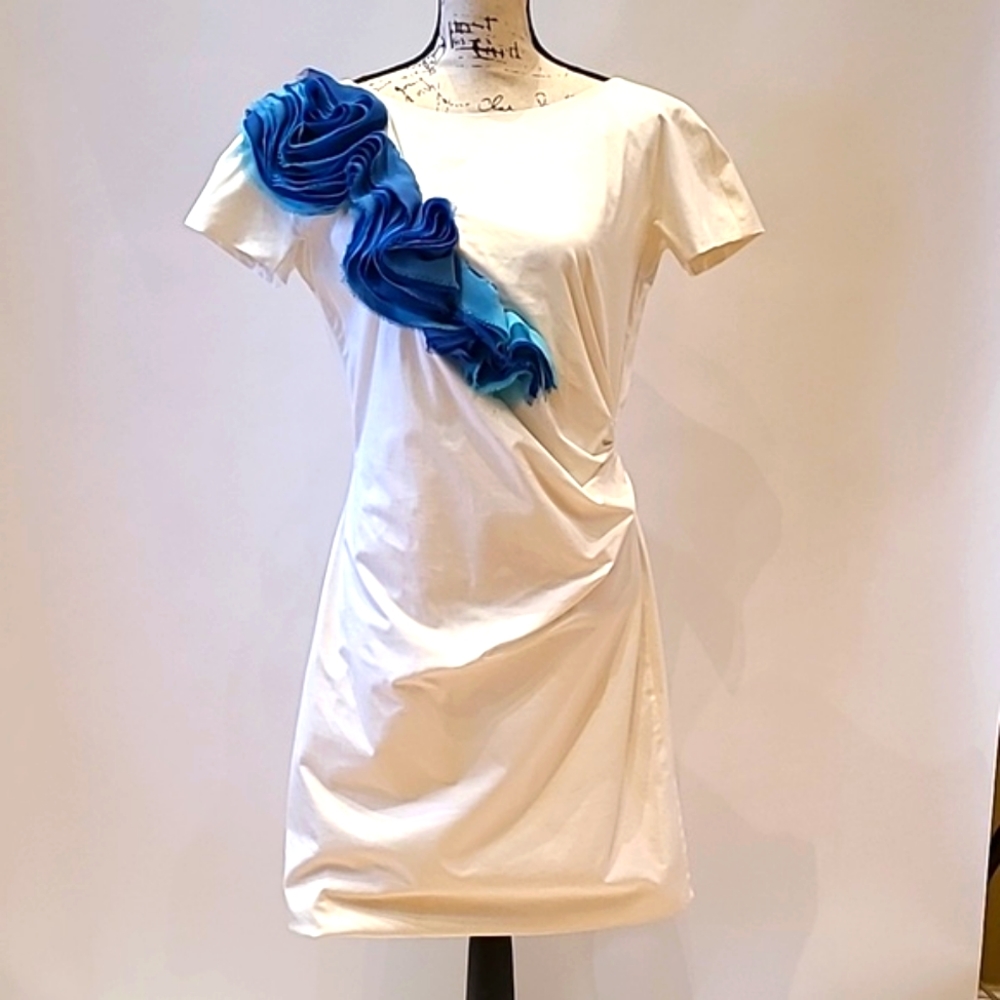 Stunning PUCCI A-Line White dress with silk lining and accent size 44 It 14 U.S.